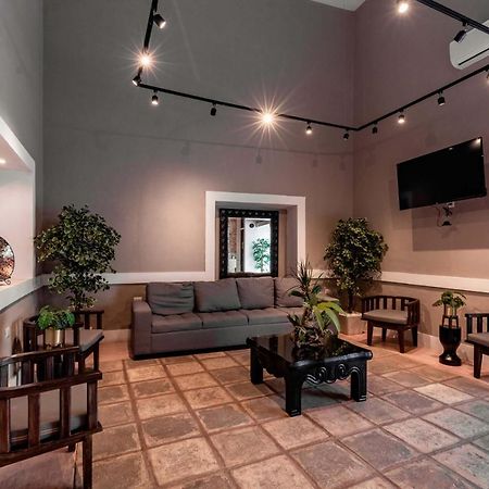 Hotel Colonial Zaci By Guruhotel Валядолид Екстериор снимка