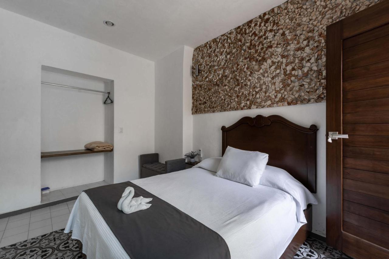 Hotel Colonial Zaci By Guruhotel Валядолид Екстериор снимка